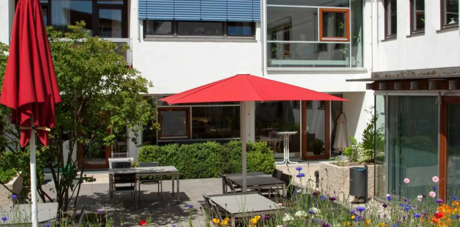 Innenhof der Cafeteria "Nespithal-Platz"